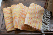 画像をギャラリービューアに読み込む, 佐藤かれん あや織りのマフラー 5