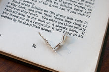 画像をギャラリービューアに読み込む, 滑空鳥のイヤークリップ(シルバー)