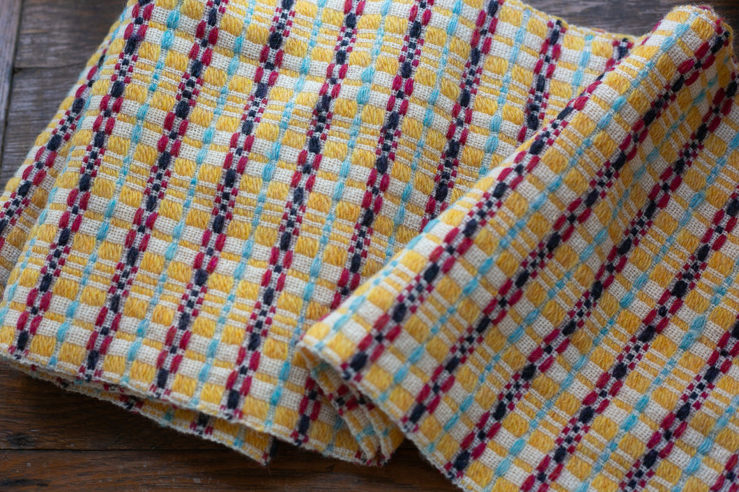 佐藤かれん　モンカベルテ織りマフラー　５