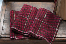 画像をギャラリービューアに読み込む, 佐藤かれん　千鳥格子のラムウールマフラー　３
