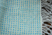 画像をギャラリービューアに読み込む, 佐藤かれん　あや織りのマフラー　３
