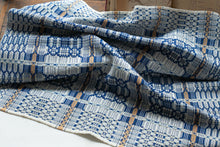 画像をギャラリービューアに読み込む, 佐藤かれん　ダーラドレル織りのひざ掛け 　小
